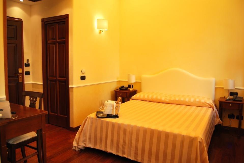 Luxury Ludovisi Rooms Rom Exteriör bild