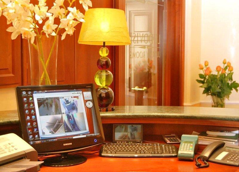 Luxury Ludovisi Rooms Rom Exteriör bild