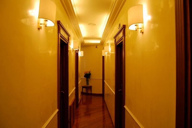 Luxury Ludovisi Rooms Rom Exteriör bild